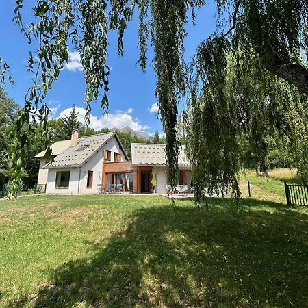 Maison Refaite A Neuf En Pleine Nature Puy-Saint-Eusebe Kültér fotó