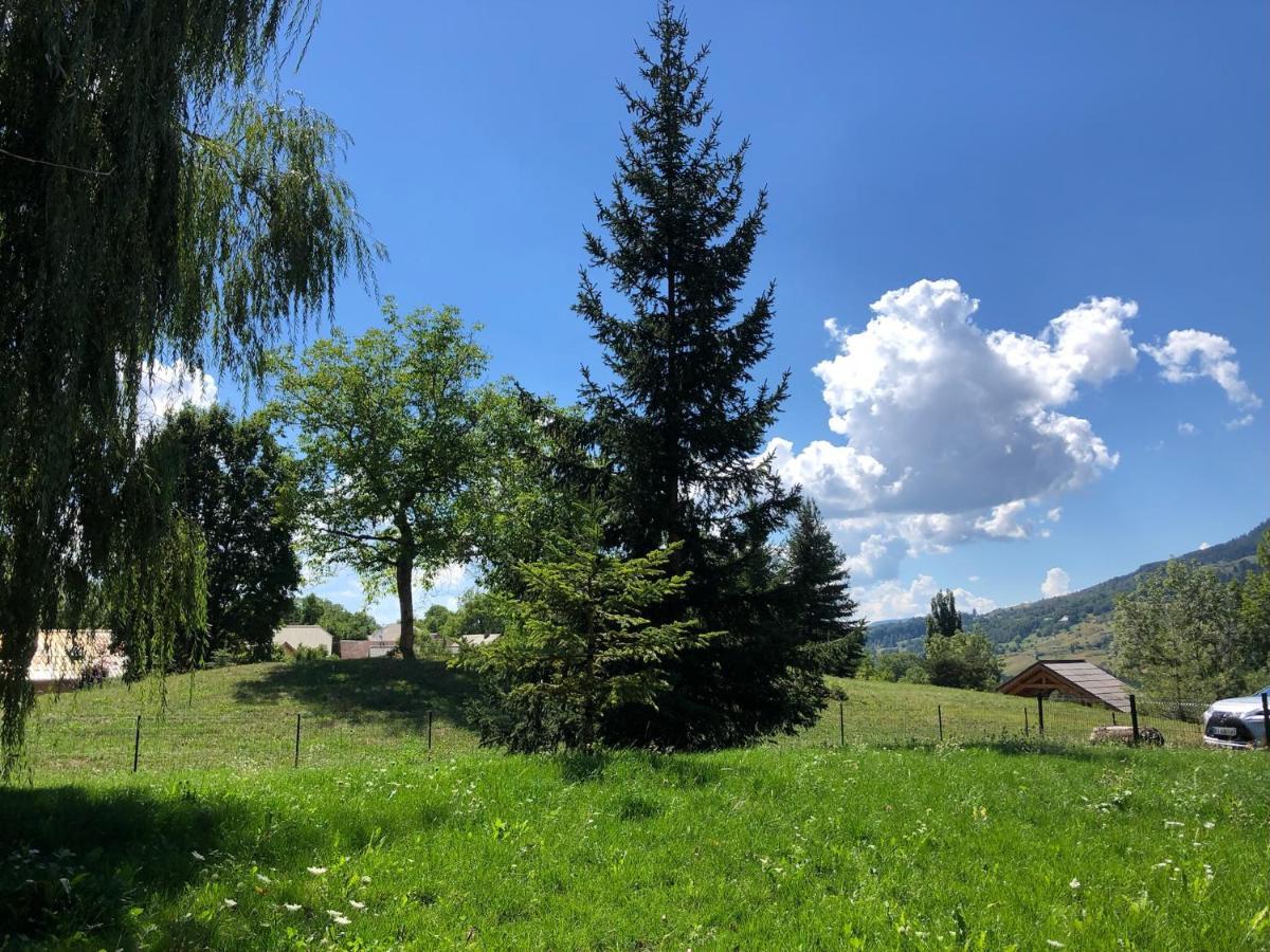 Maison Refaite A Neuf En Pleine Nature Puy-Saint-Eusebe Kültér fotó